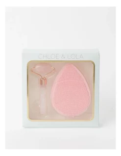 Flash Sale 🎁 Chloe & Lola Mini Roller And Cleansing Pad 👏 -Gtsare Sales Store unnamed file 1156
